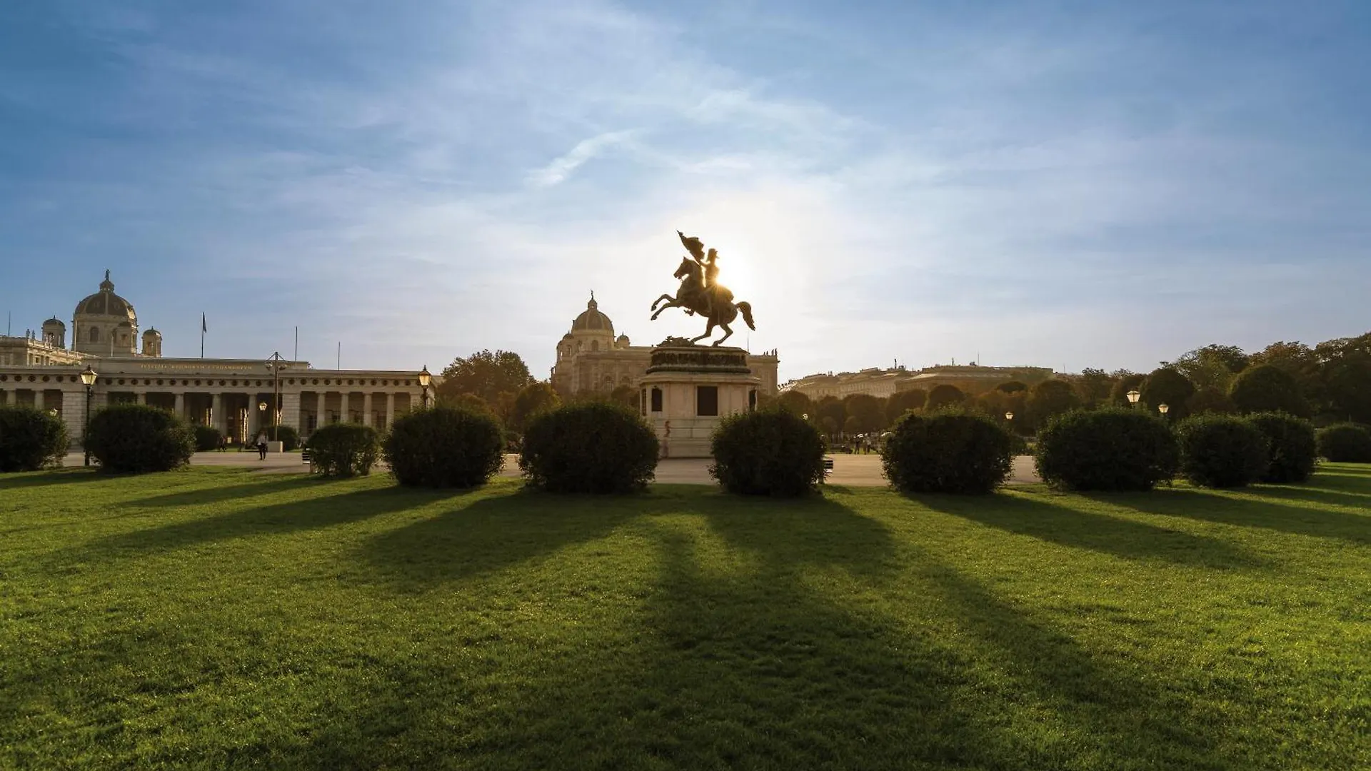 Hotel House Of Ble Wien 4*,